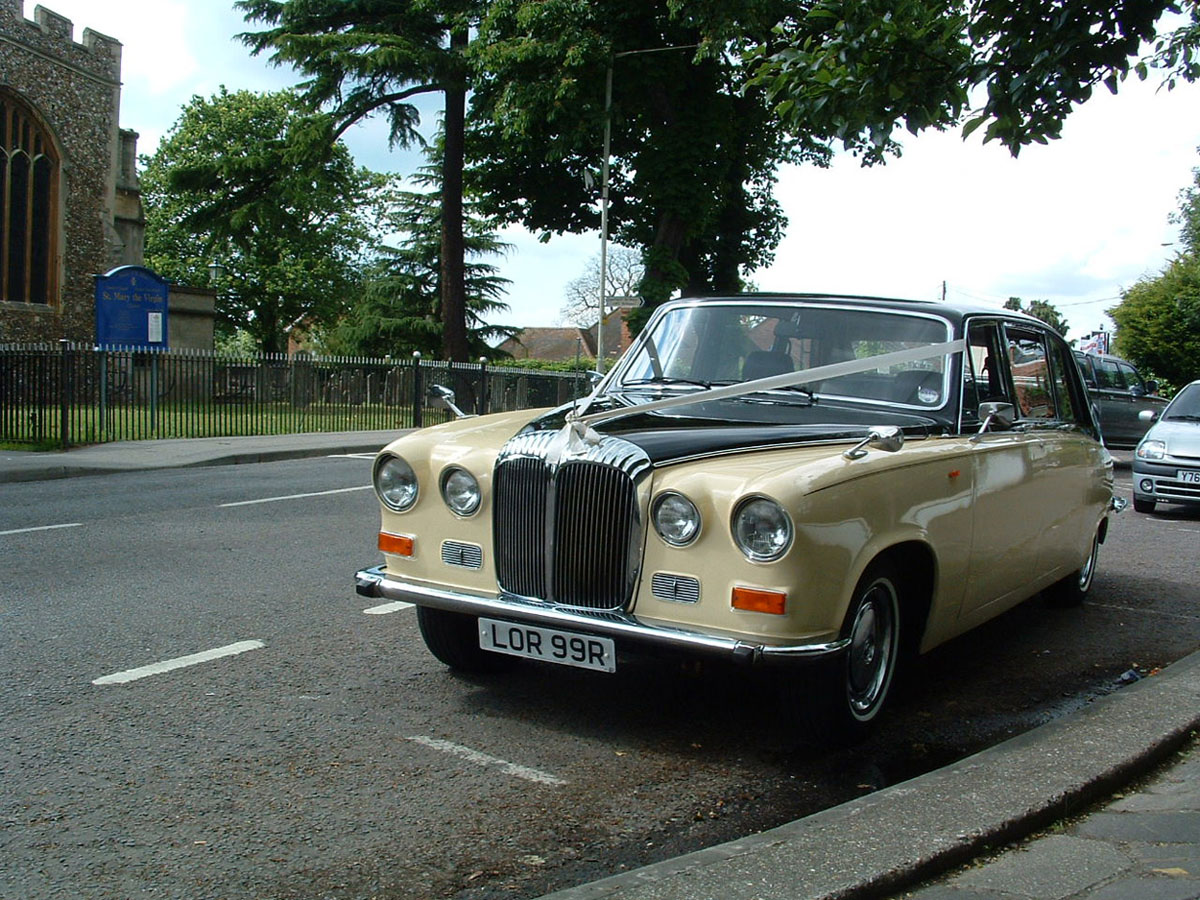 Ivory Baroness III Wedding Hire Car Lord Cars